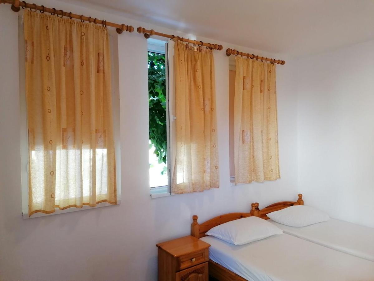 Guest House Sokratovi 奥布佐尔 外观 照片