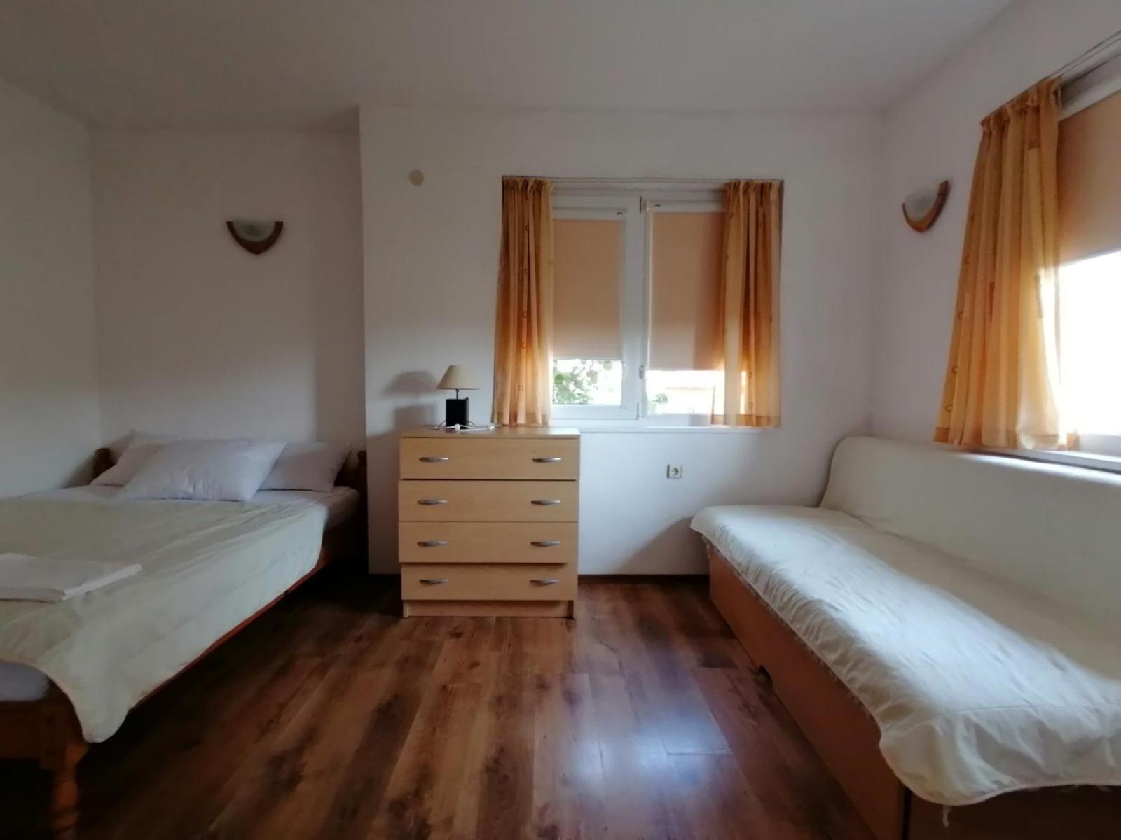 Guest House Sokratovi 奥布佐尔 外观 照片