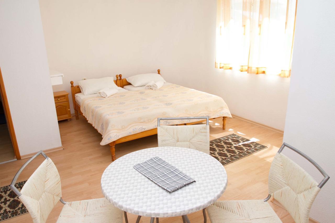 Guest House Sokratovi 奥布佐尔 外观 照片