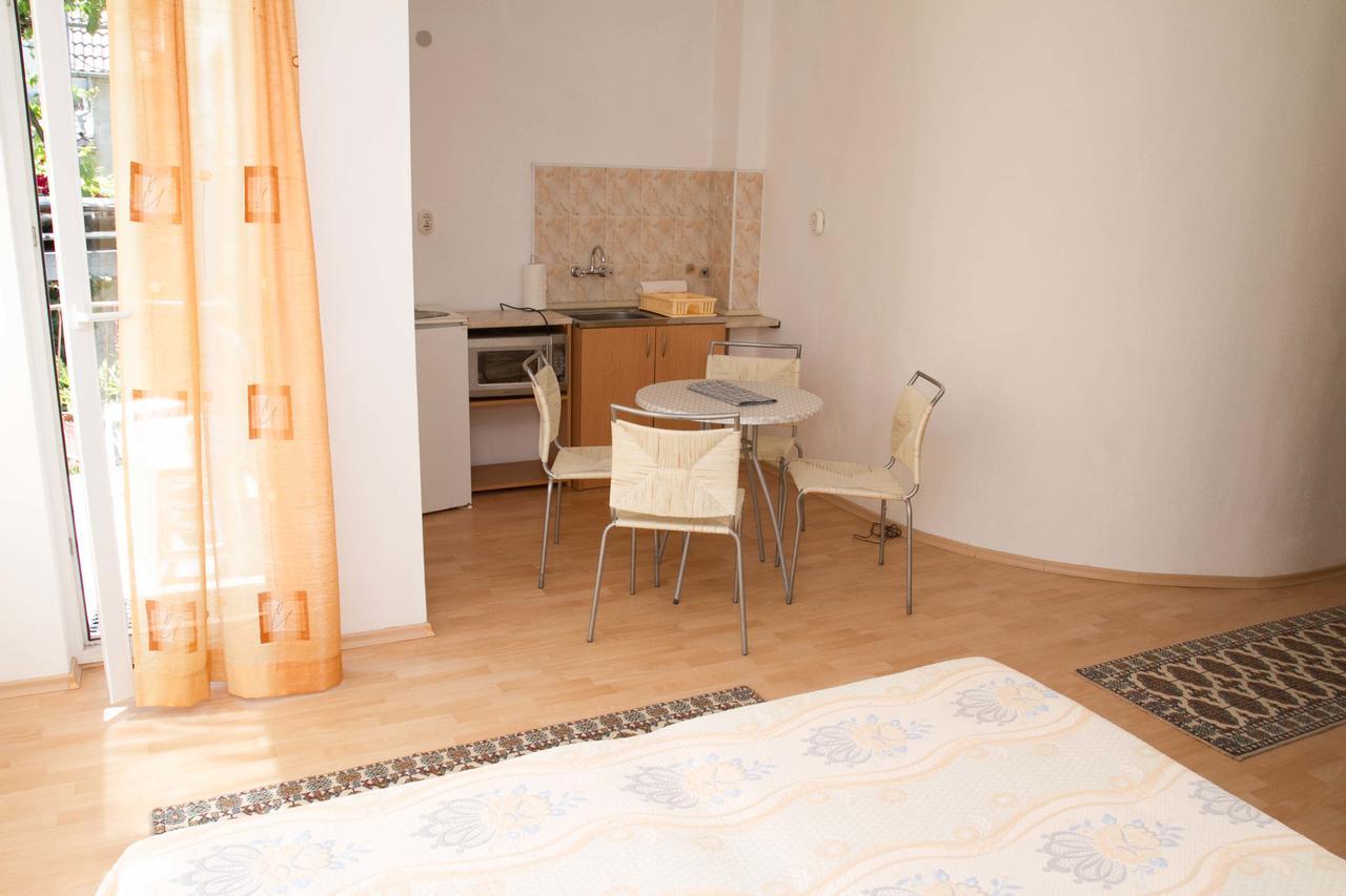 Guest House Sokratovi 奥布佐尔 外观 照片